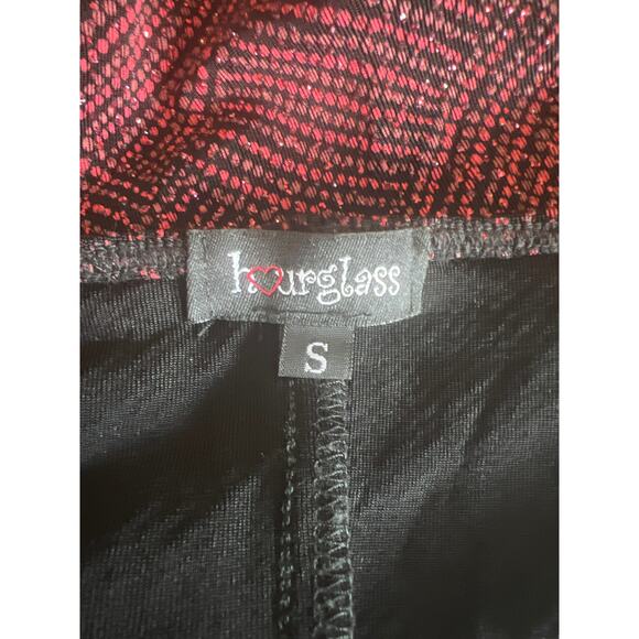 Vintage Hourglass Red& Black Sparkle Knit Asymmetrical Bodycon Halter Dress - Picture 5 of 10